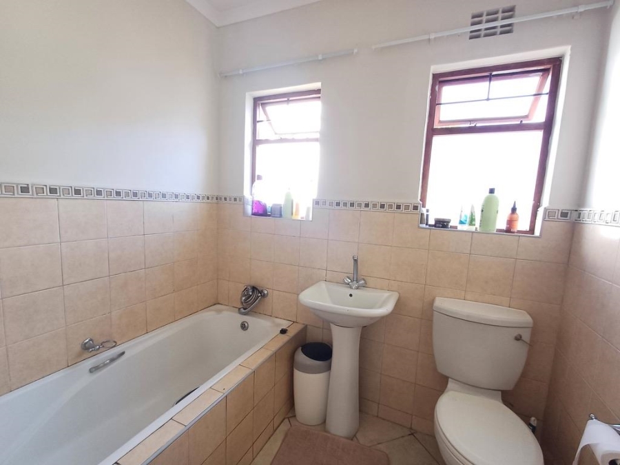 3 Bedroom Property for Sale in Hillside Free State